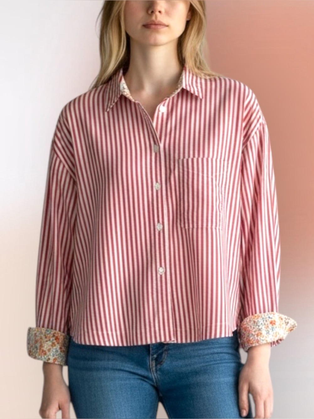 American Eagle Red White Stripped Button Front Short Cotton Shirt Med